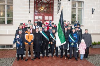 Korp!Korp! rongkäik Eesti Vabariigi 90. aastapäeval Korp!Korp! rongkäik Eesti Vabariigi 90. aastapäeval. Raekoja plats - Toompea loss - Stenbocki maja