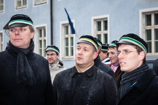 Korp!Korp! rongkäik Eesti Vabariigi 90. aastapäeval Korp!Korp! rongkäik Eesti Vabariigi 90. aastapäeval. Raekoja plats - Toompea loss - Stenbocki maja