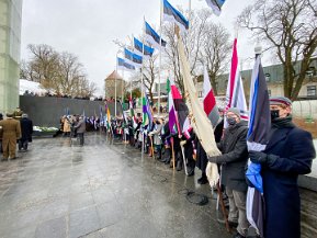 Korp!Korp! rongkäik Eesti Vabariigi 104. aastapäeval